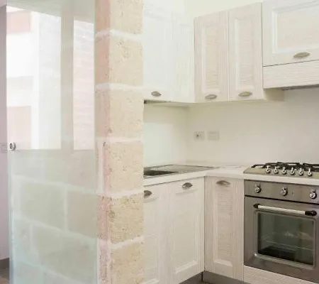 La Maison Blanche Con Terrazzo Panoramico 아파트 포르토 세자레오